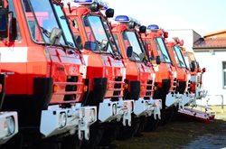 Slavnostní převzetí dvojice cisteren za účasti ministra vnitra