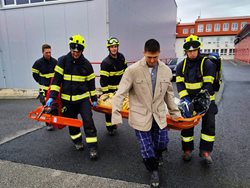Hasiči si ve specializačním kurzu prohloubili vzdělání v oblasti první pomoci