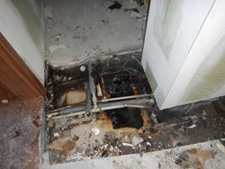 Hned pět požárů v bytech či rodinných domech řešili během uplynulého víkendu jihočeští hasiči.  