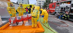 Součinnostní výcvik hasičů s Biohazard týmem zdravotnické záchranné služby