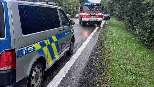 Tragický víkend na jihu Čech. Muž zemřel po požáru hausbótu, cyklista po noční havárii