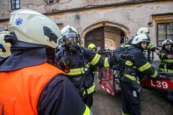 Cvičný požár hospodářské budovy Zámku Hrádek u Nechanic