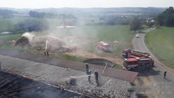 Požár stáje v areálu statku způsobil škodu čtyři a půl milionu korun