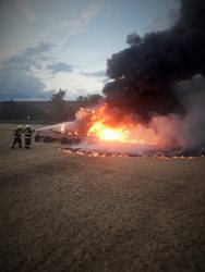 Při požáru traktoru na Nymbursku vznikla škoda za jeden a půl milionu