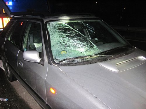 Ranní nehoda osobního automobilu s chodcem.