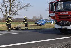 Při střetu dvou motocyklů u Poděbrad zemřeli oba řidiči