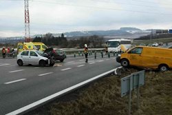 Křižovatku u Sebranic zablokovala nehoda