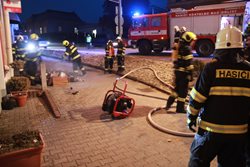 Požár v obchodě v Kostelci nad Orlicí způsobil škodu za více než půl milionu korun