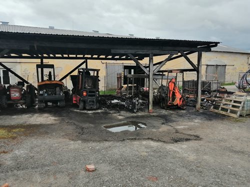 Škoda po požáru v Rovné půjde do statisíců