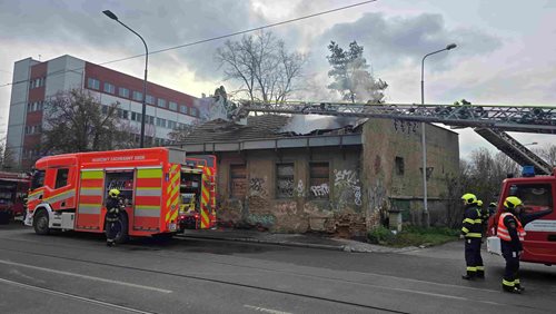 Požár opuštěného objektu odhalil tragický nález