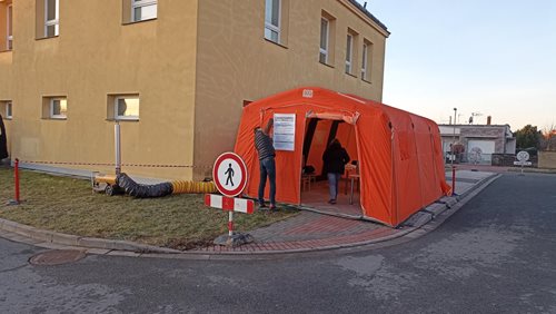 Volební stanoviště drive-in ve Zlínském kraji