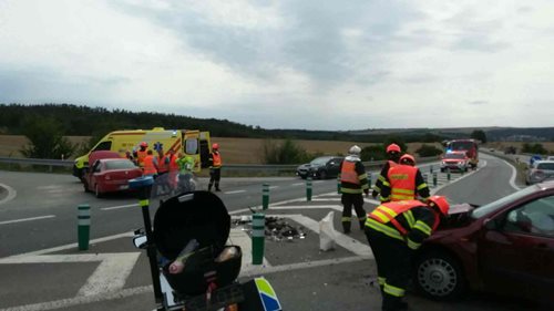 Dopravní nehoda se zraněním dvou osob