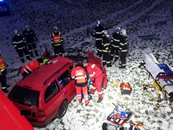 Dopravní nehoda osobního auta a vlaku u obce Zimoř