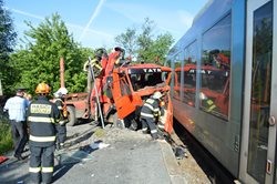 Střet kladovky s vlakem na Vsetínsku