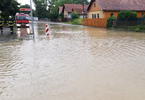 Českou republikou prošla vlna bouřek