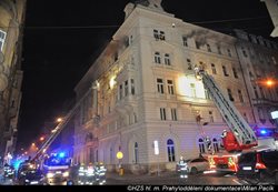 Generální ředitel HZS ČR genmjr. Drahoslav Ryba ocenil profesionální zásah pražských hasičů při požáru hotelu