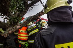 Platy příslušníků bezpečnostních sborů se zvýší o 1500 korun