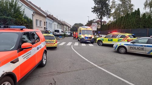 Při nehodě dodávky se zranilo 21 migrantů