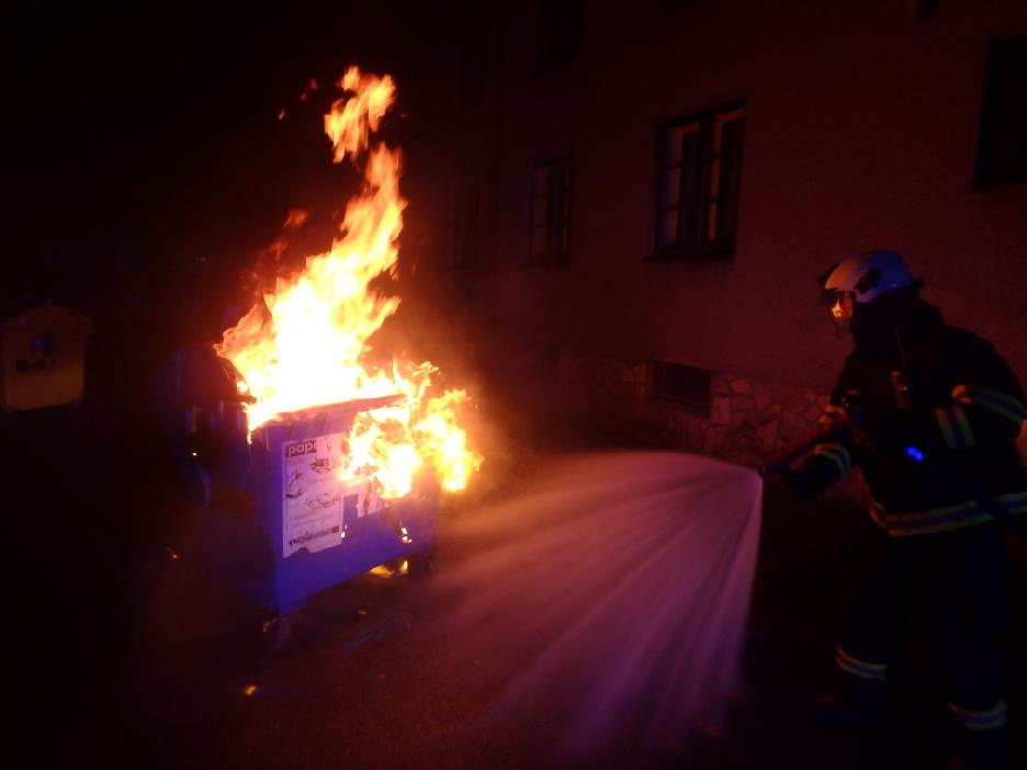 trutnov-kontejn-(1).jpg trutnov-kontejn-(1).jpg