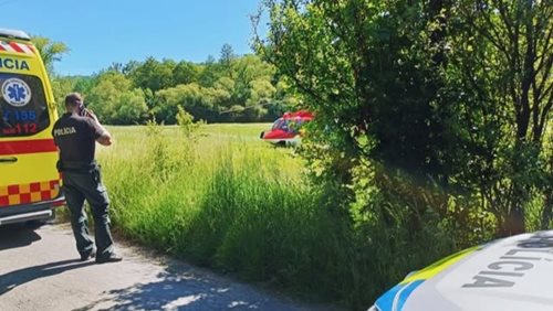 Muž po útoku nožem bojoval o život. Do nemocnice ho transportoval vrtulník