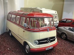 Toužím po vlastním muzeu aut, říká sběratel modelů a rekordman
