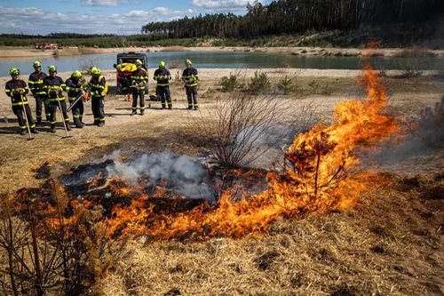 Hasiči se připravují na nebezpečí v přírodě