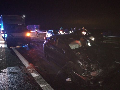 Dopravní nehoda tří osobních aut a dodávky