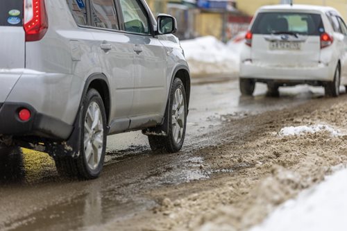Opilý řidič vážně ohrozil provoz a skončil v rukou policie