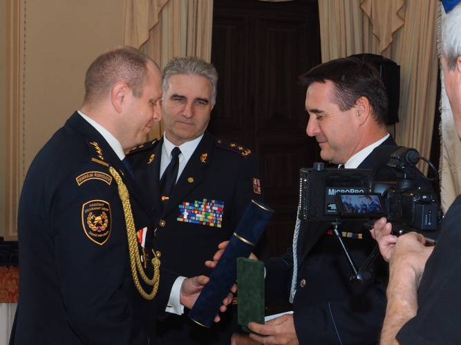 ViewImage-(103).jpg ViewImage-(103).jpg