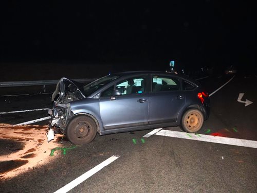 Nedání přednosti na hlavní silnici vedlo k nehodě pěti zraněných