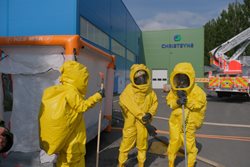 Hasiči řešili v Odrách následky reakce chemikálií