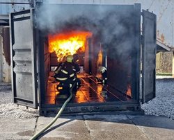Výcvik lektorů flashover kontejneru