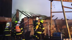 Hasiči na Blanensku likvidovali požár několik hodin