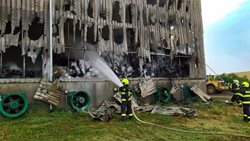 V Želatovicích hořel velkokapacitní sklad sena. Zasahovalo 7 jednotek