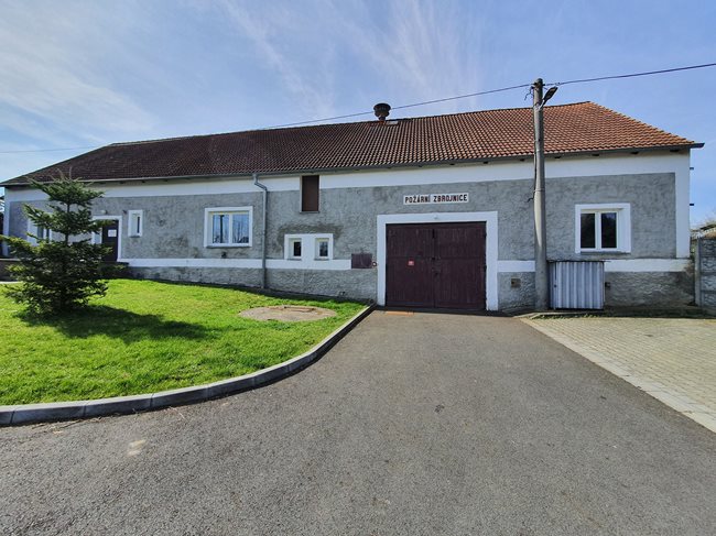 Zichlice_puvodni-zbrojnice-(1).jpg